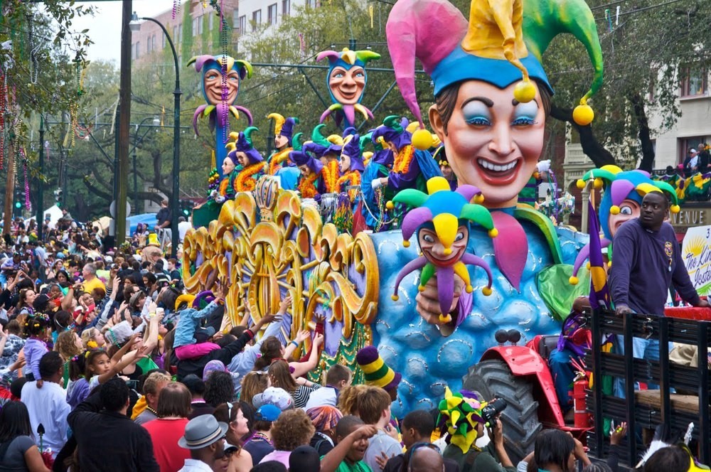 PLANES ALTERNATIVOS EN USA: MUSICA, FIESTA Y CARNAVAL